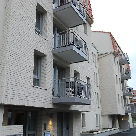 Apartment On The Center Of Bray-Dunes 브레뒨느